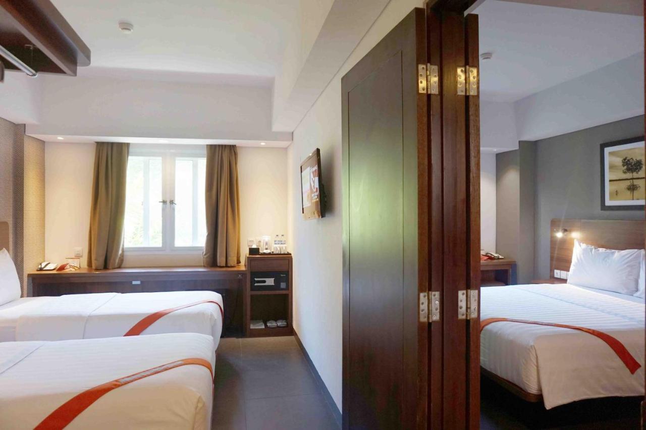 J4 Hotels Legian Exterior foto